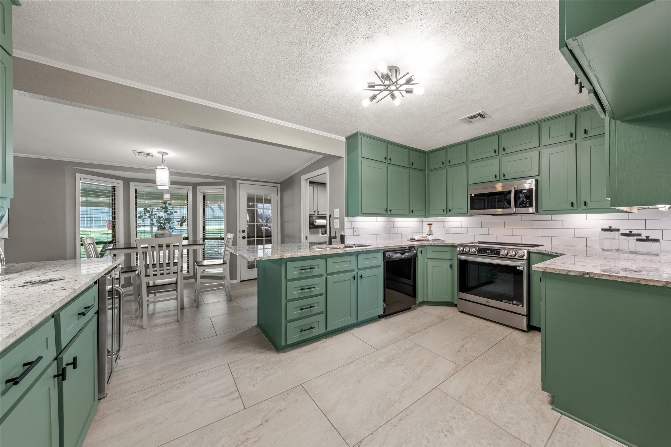 3924 N 30th Street