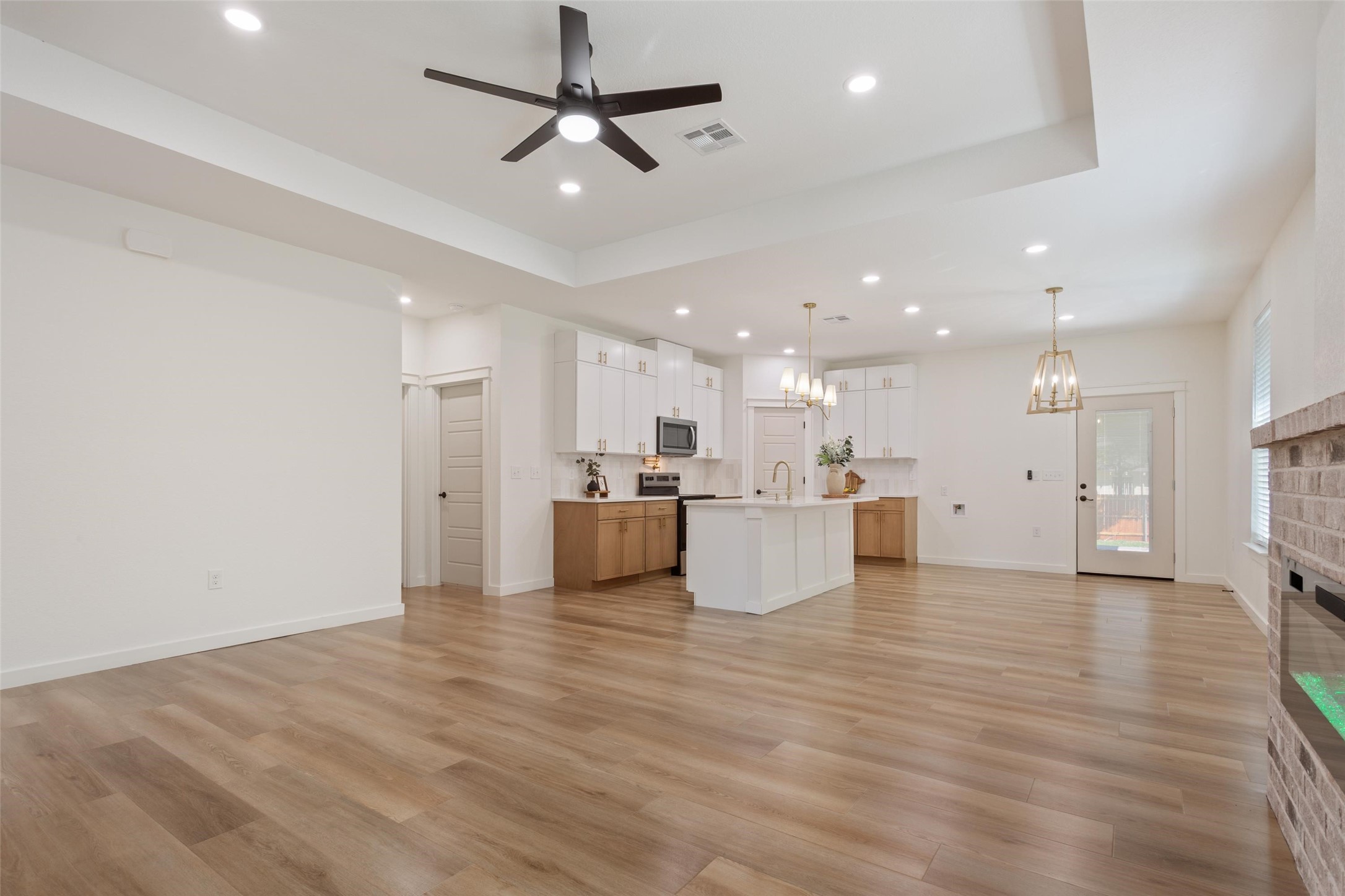 933 N 12th Street