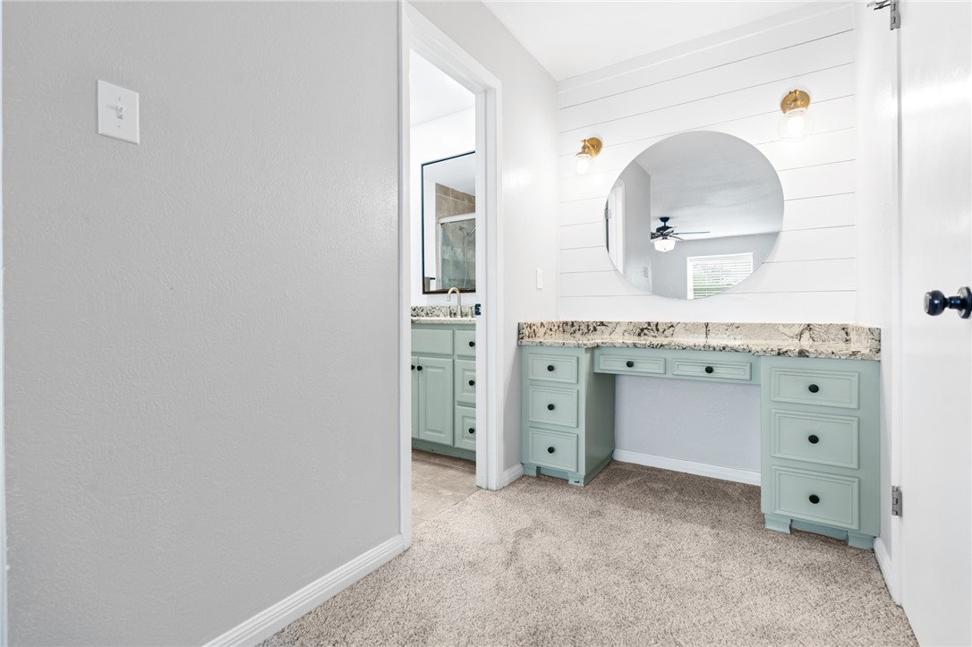 1116 Knotty Oaks Drive