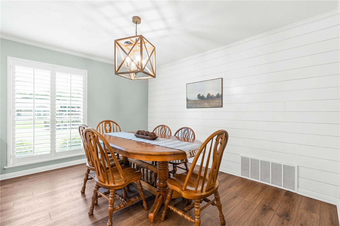 1116 Knotty Oaks Drive