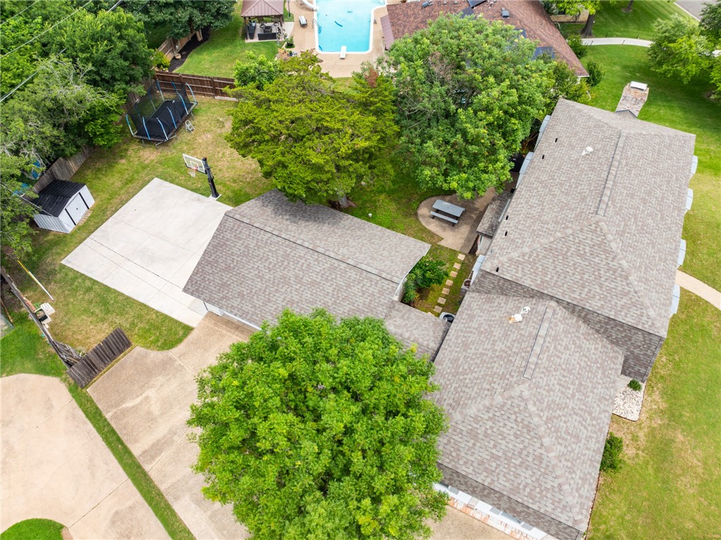 1116 Knotty Oaks Drive