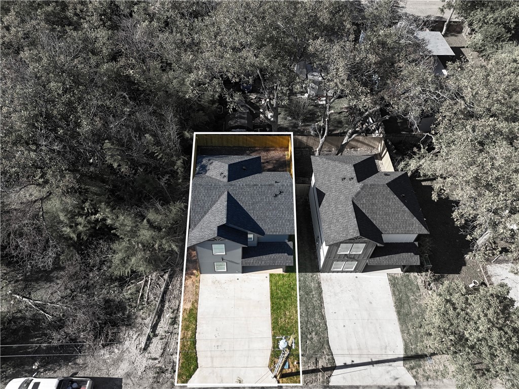 2313 Mistletoe Avenue