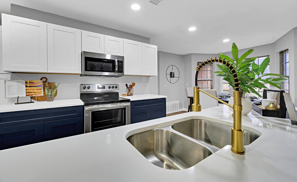 325 Tulum Lane