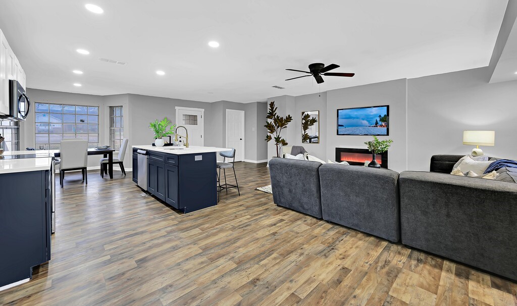 325 Tulum Lane