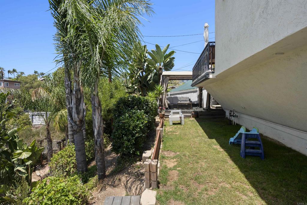 3030 Nile Street