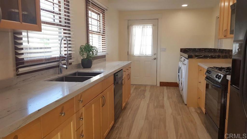 4146 4150 Monroe Avenue