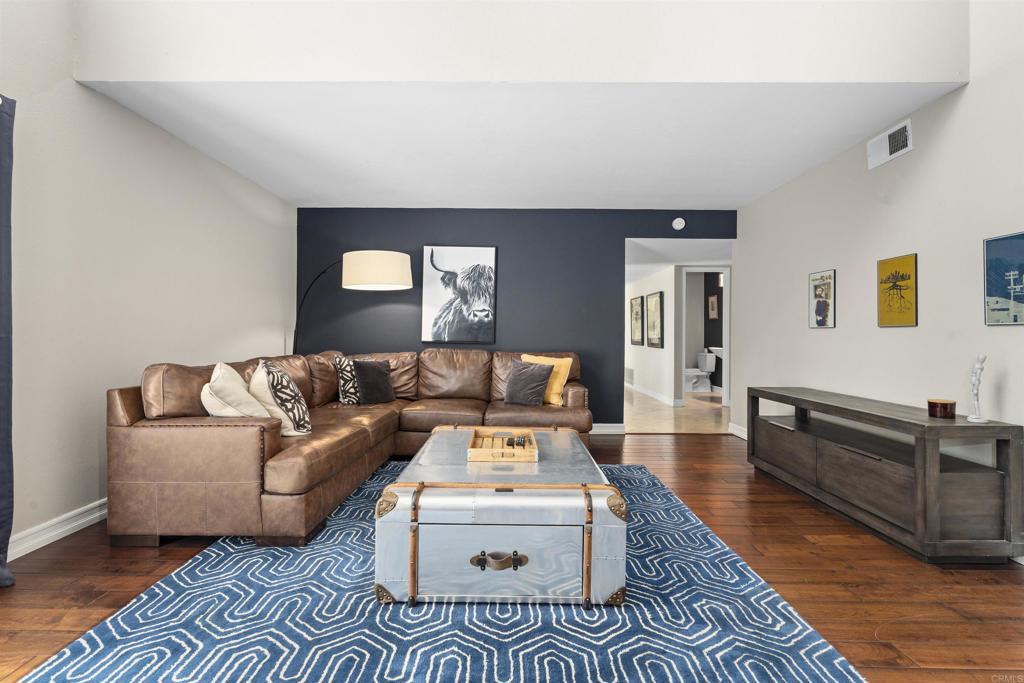 10007 Helix Mont Circle Circle