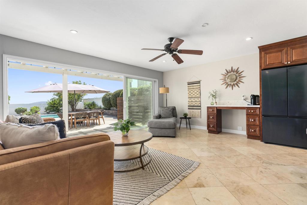 10007 Helix Mont Circle Circle