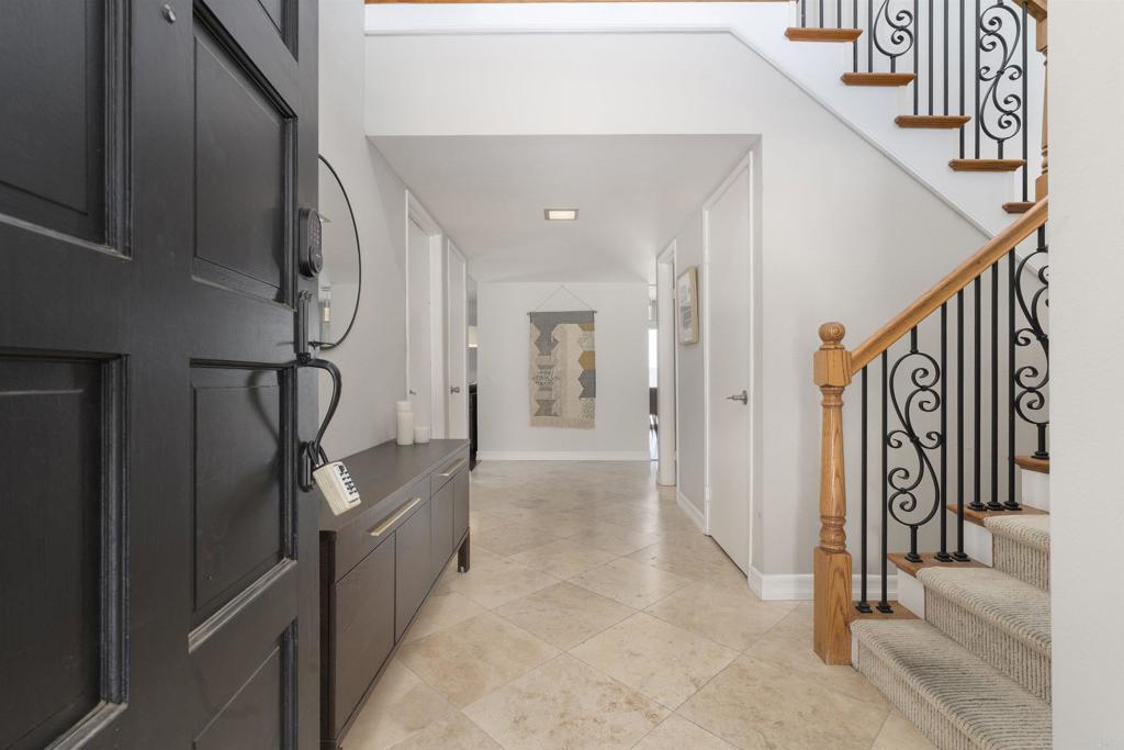 10007 Helix Mont Circle Circle