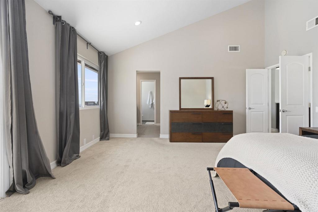 10007 Helix Mont Circle Circle