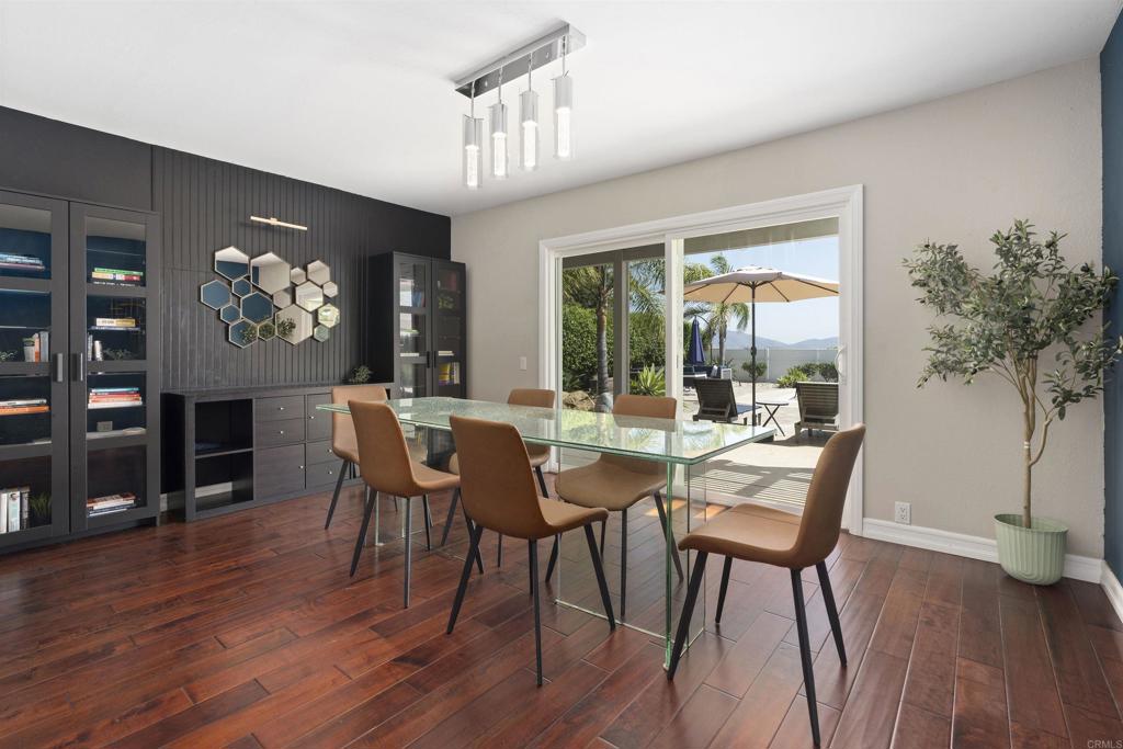 10007 Helix Mont Circle Circle