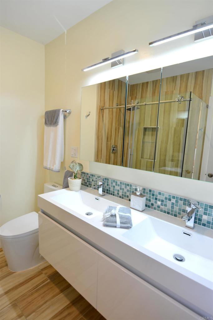 3675 79 Mississippi Street