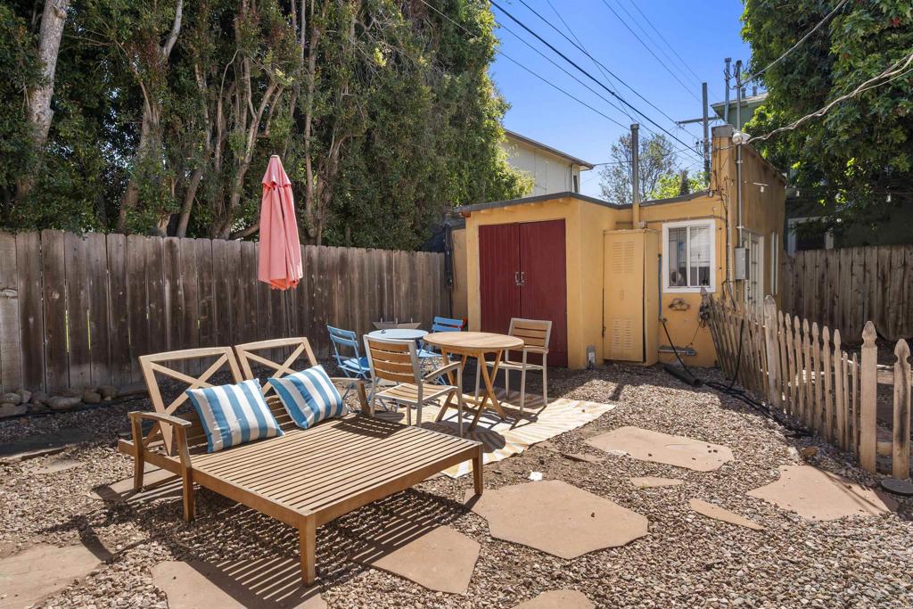 3675 79 Mississippi Street