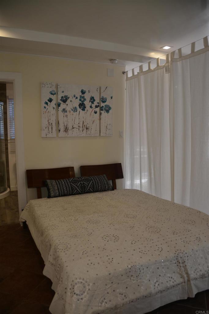 3675 79 Mississippi Street