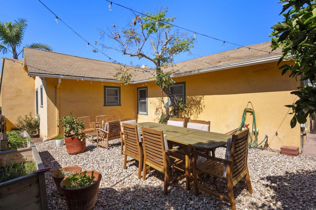 3675 79 Mississippi Street