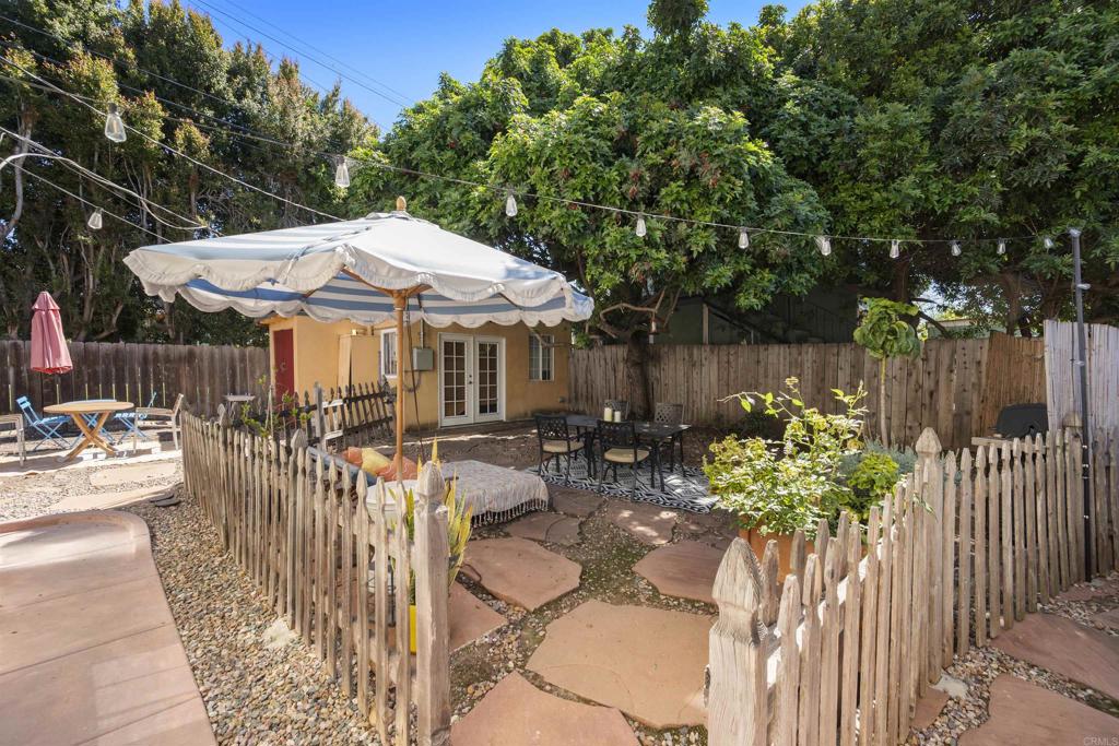 3675 79 Mississippi Street