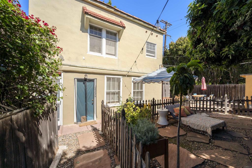 3675 79 Mississippi Street