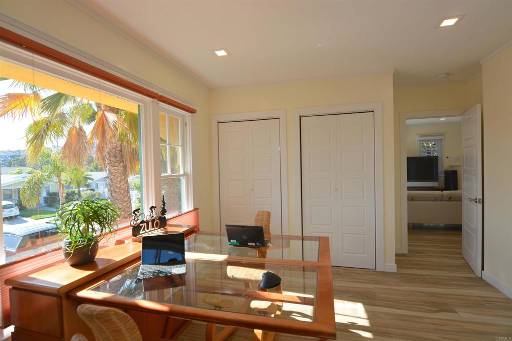 3675 79 Mississippi Street