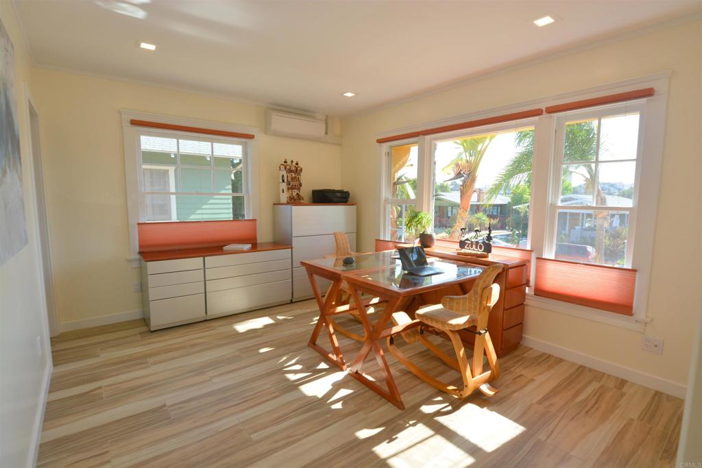 3675 79 Mississippi Street