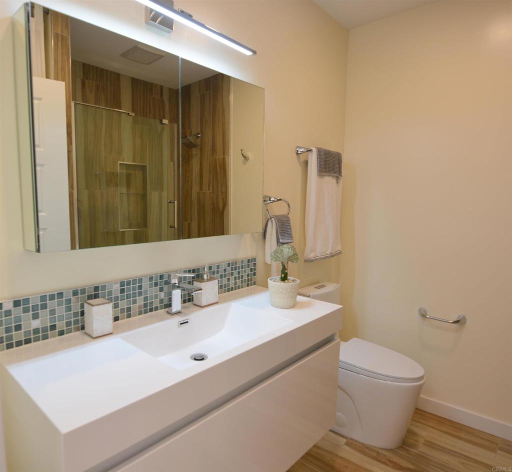 3675 79 Mississippi Street