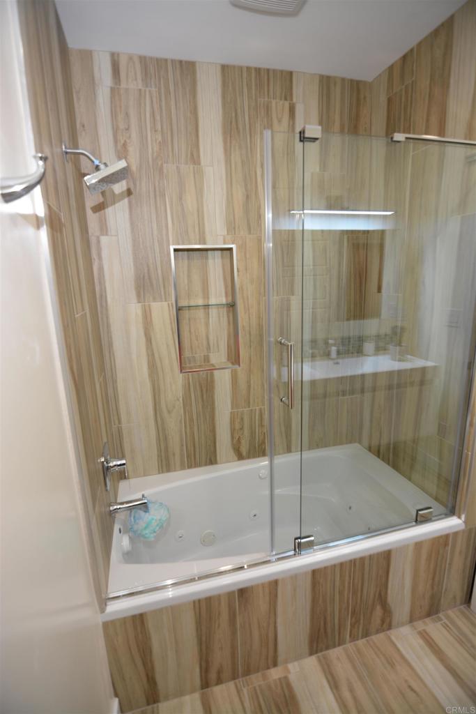 3675 79 Mississippi Street