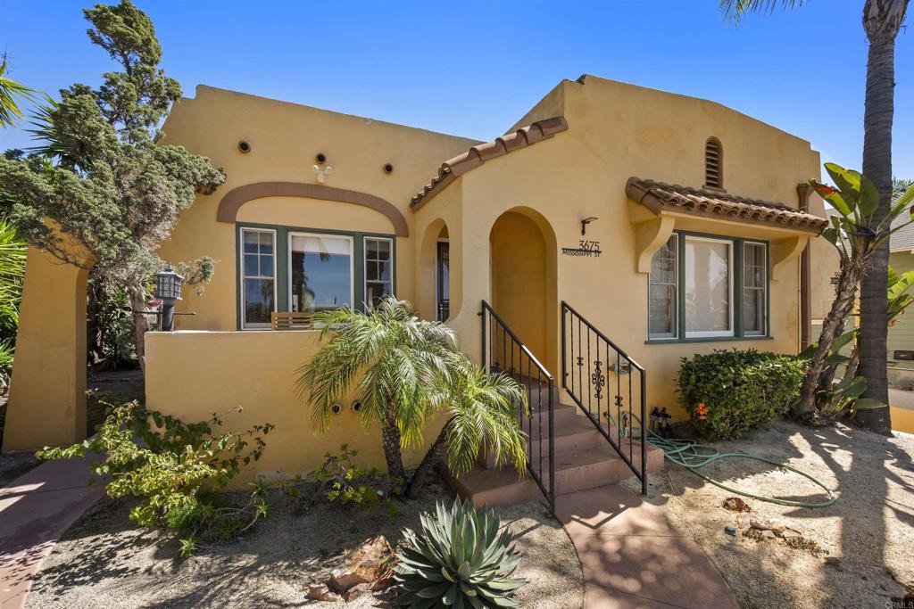 3675 79 Mississippi Street