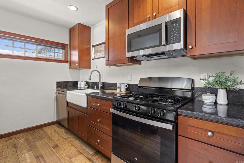 1212 2nd Street