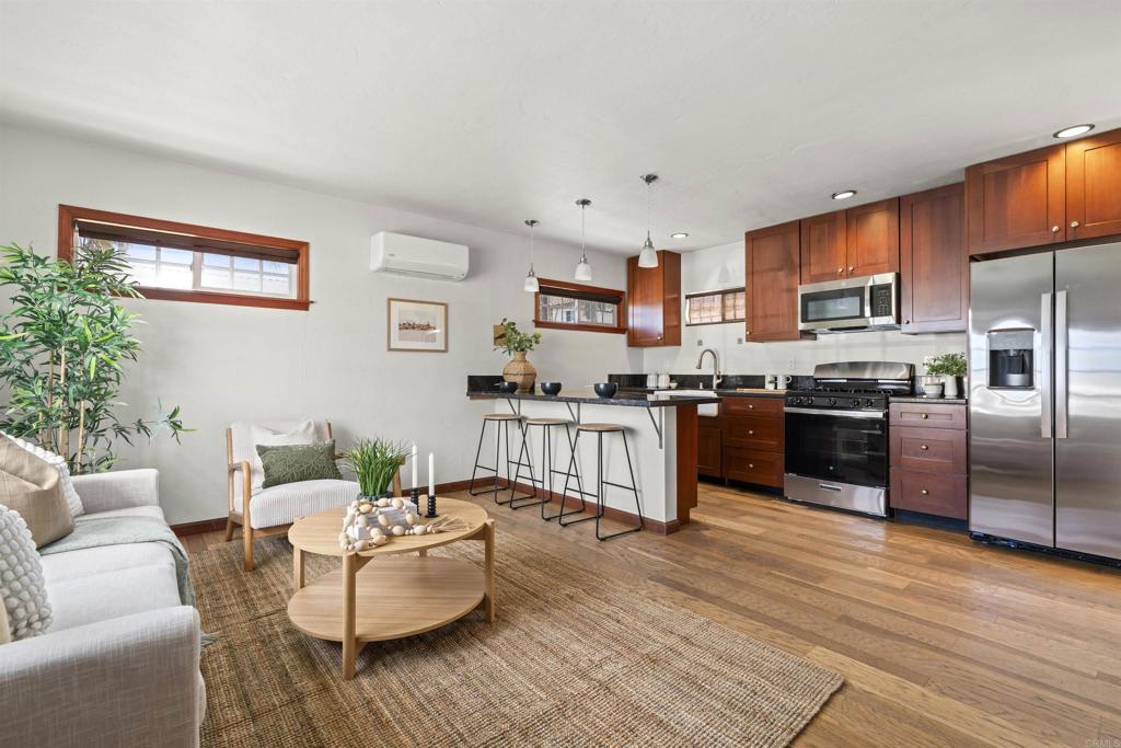 1212 2nd Street