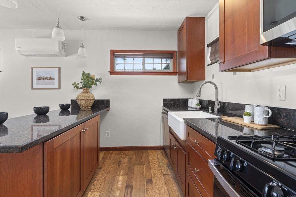 1212 2nd Street