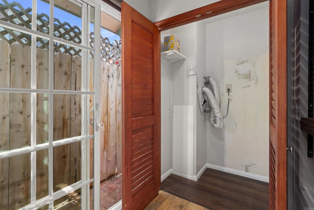 1212 2nd Street