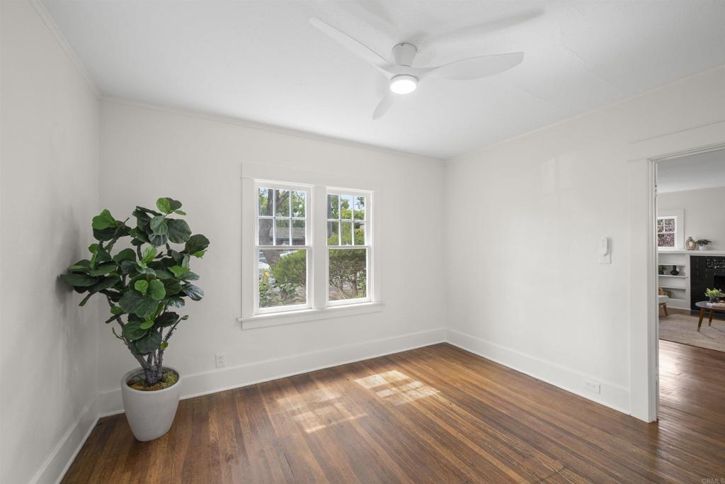 1011 Flora Avenue