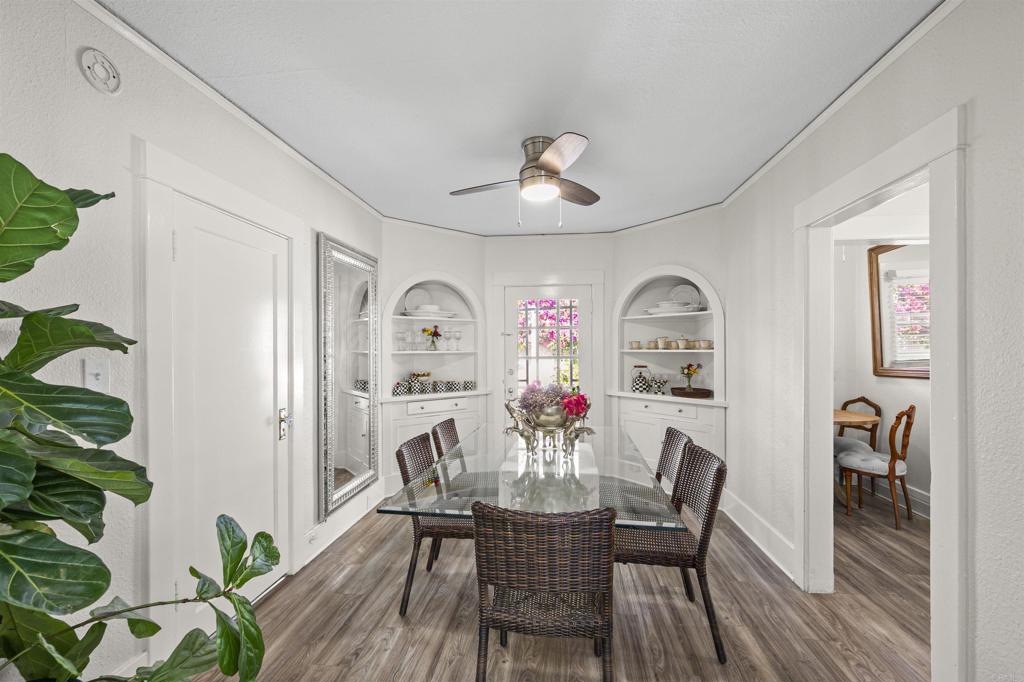 1007 flora Avenue