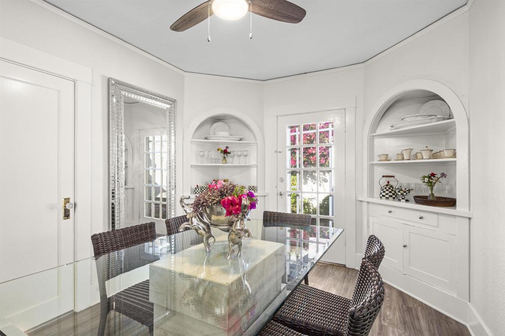 1007 flora Avenue