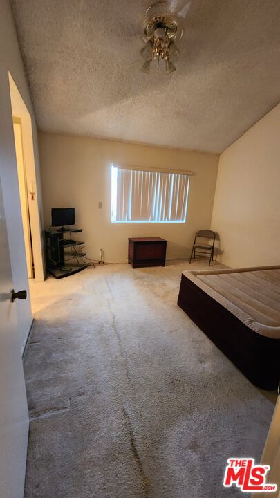 630 W Queen Street Unit: 17