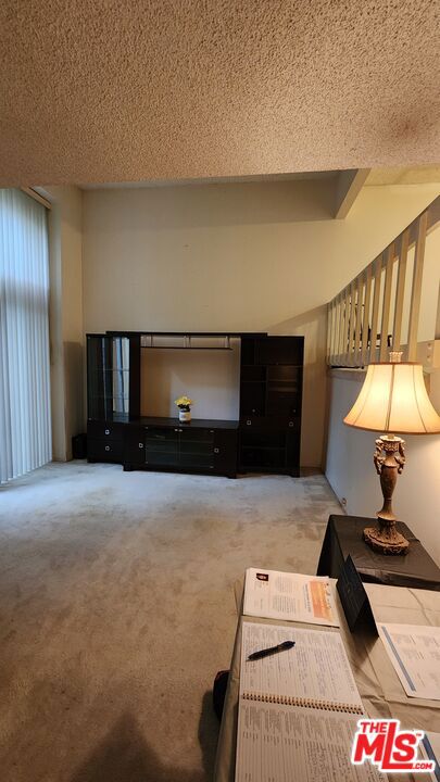 630 W Queen Street Unit: 17