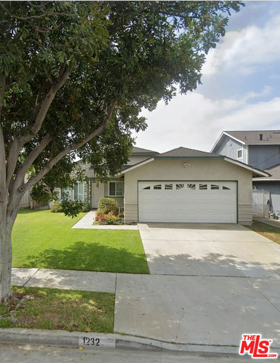 1232 W 141st Street