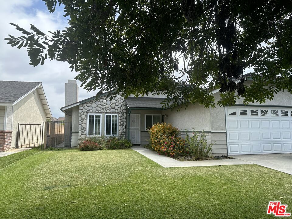 1232 W 141st Street