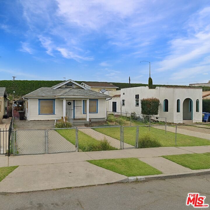 5907 S Olive Street