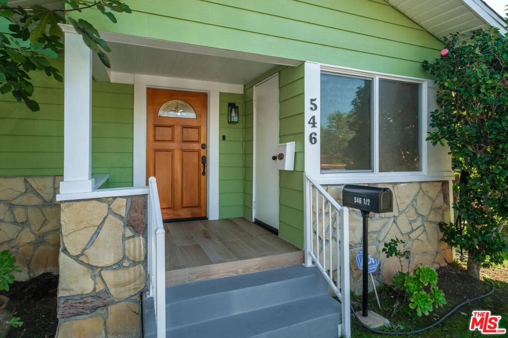 546 San Juan Avenue
