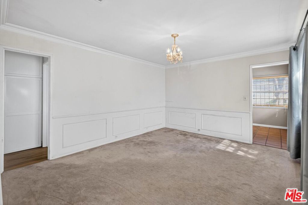 3692 Buckingham Road