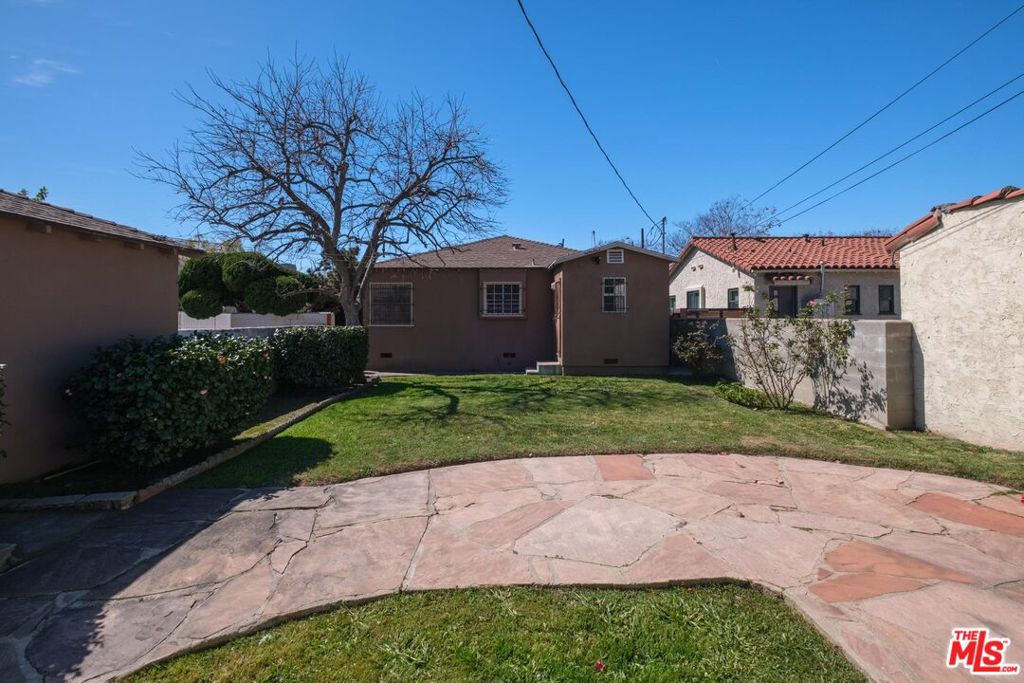 3692 Buckingham Road