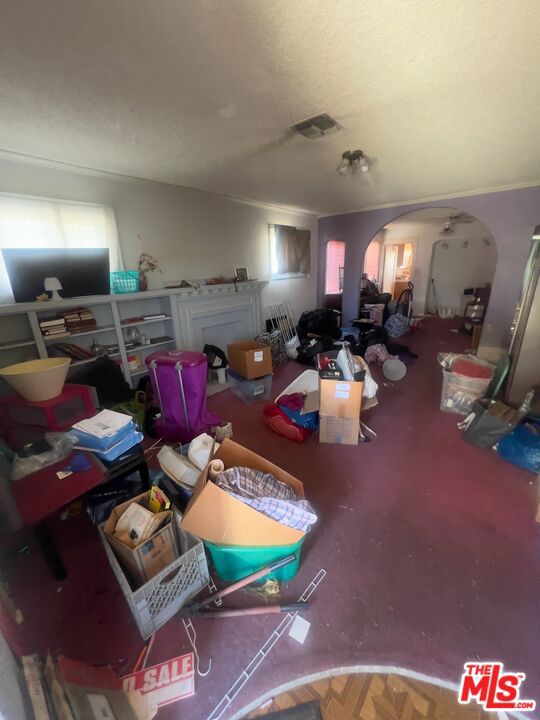 1808 W 38th Street