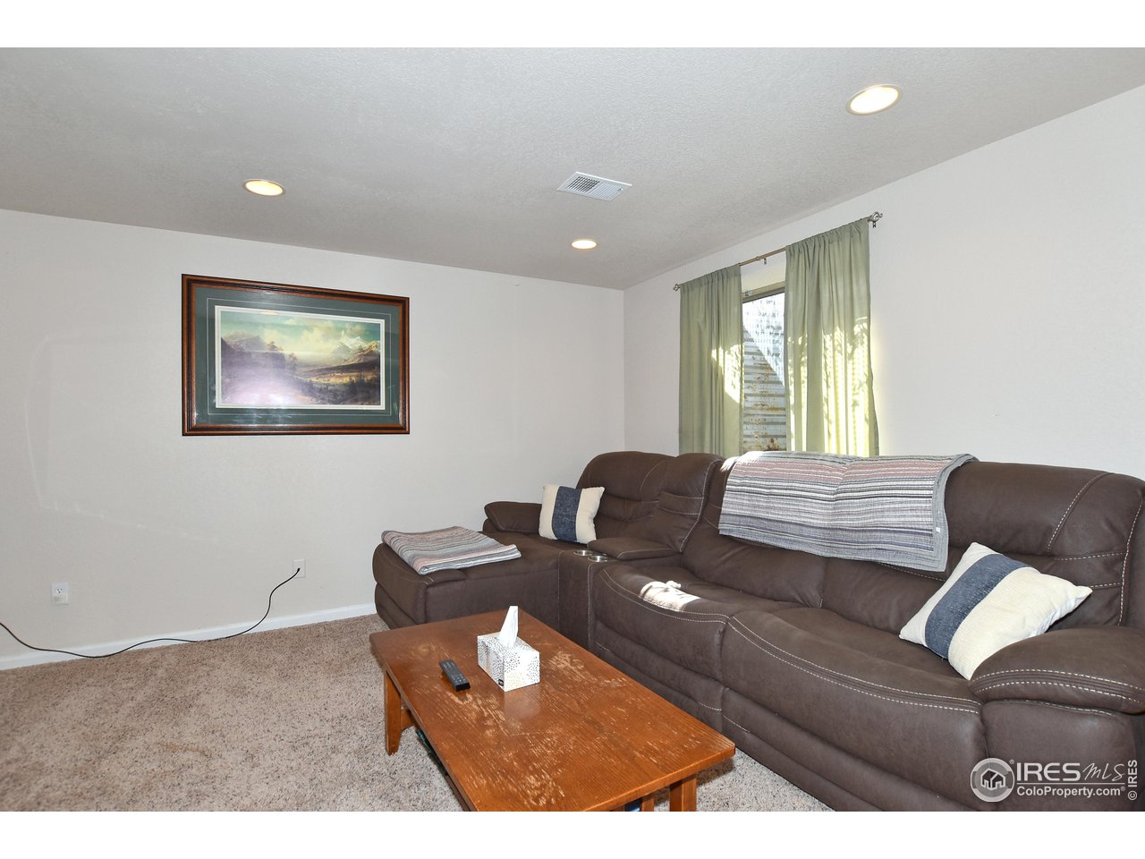 3988 Crestone Dr