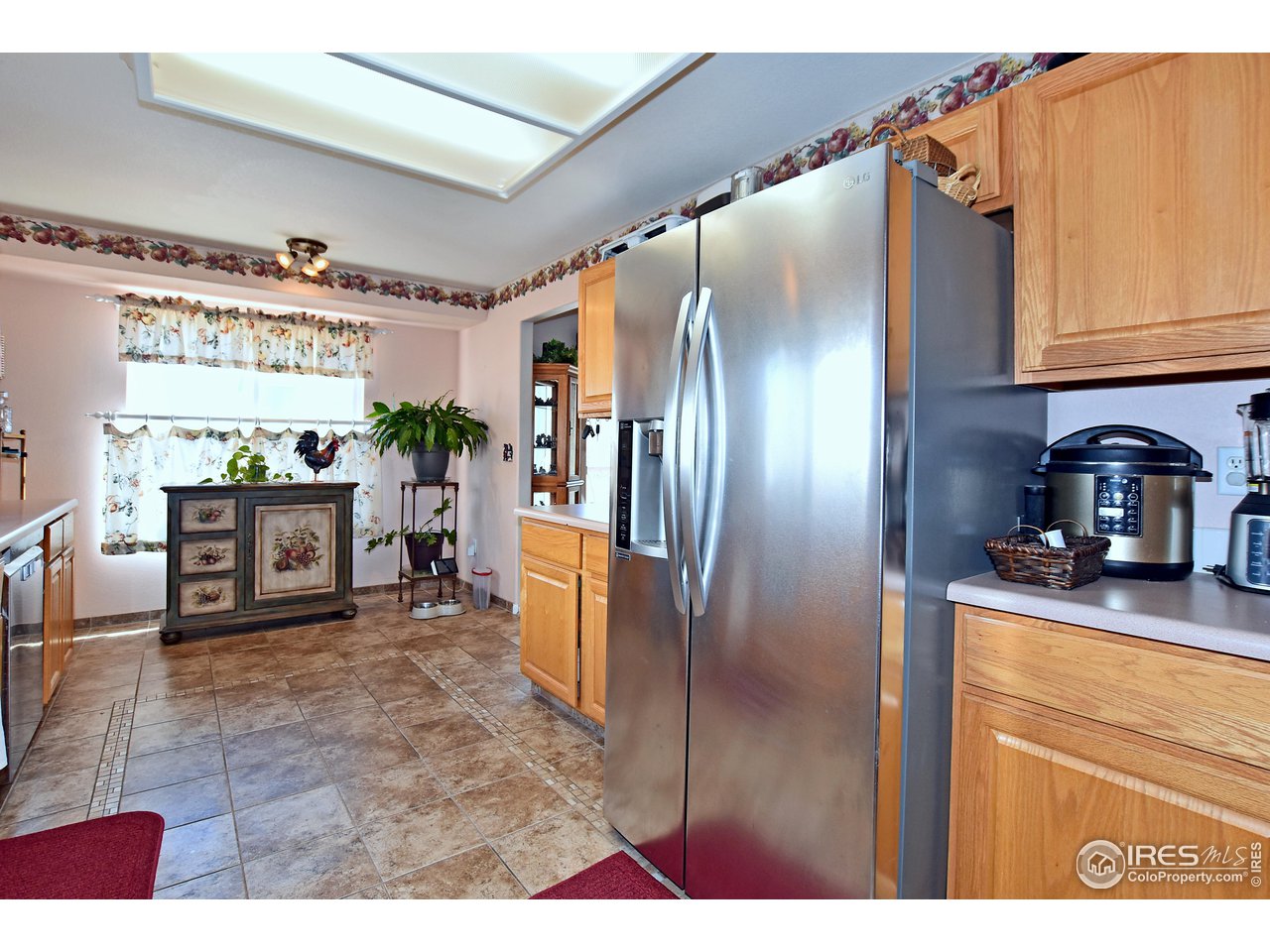 3988 Crestone Dr