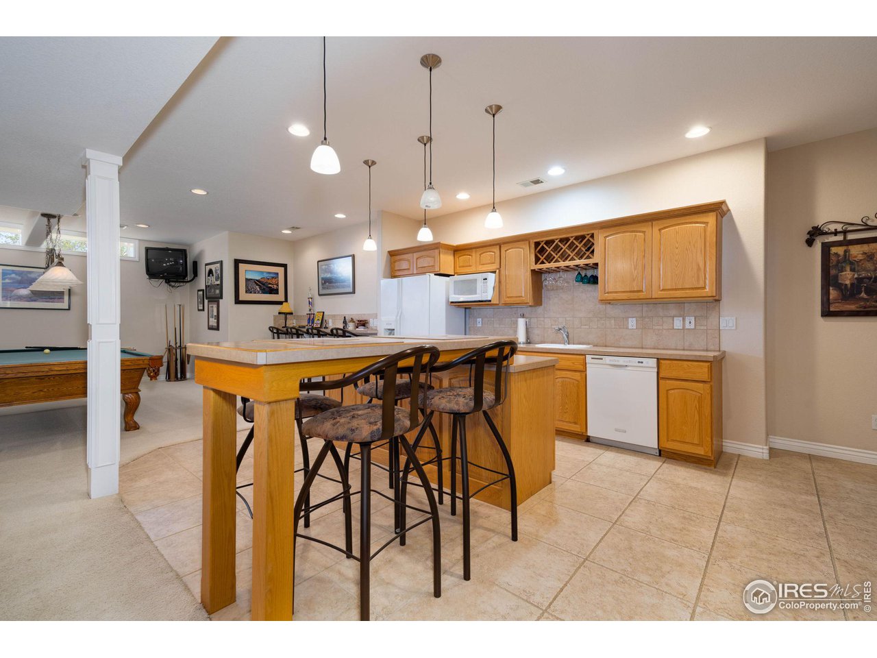 304 N Shore Cir