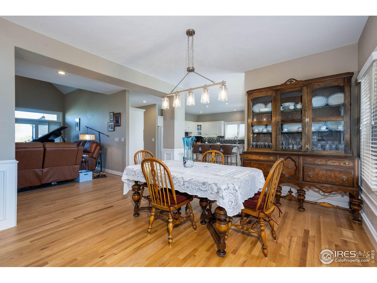 304 N Shore Cir