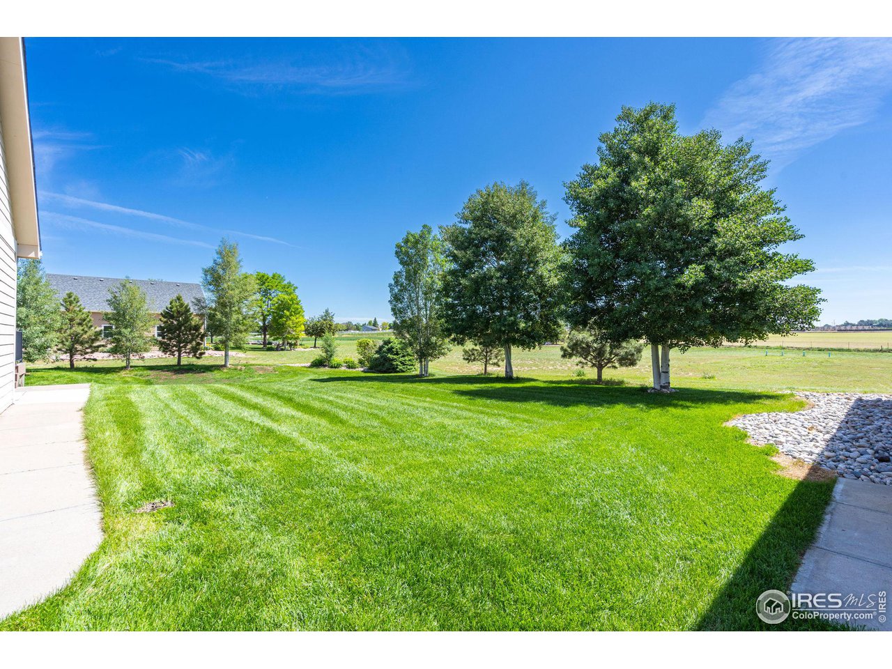 304 N Shore Cir