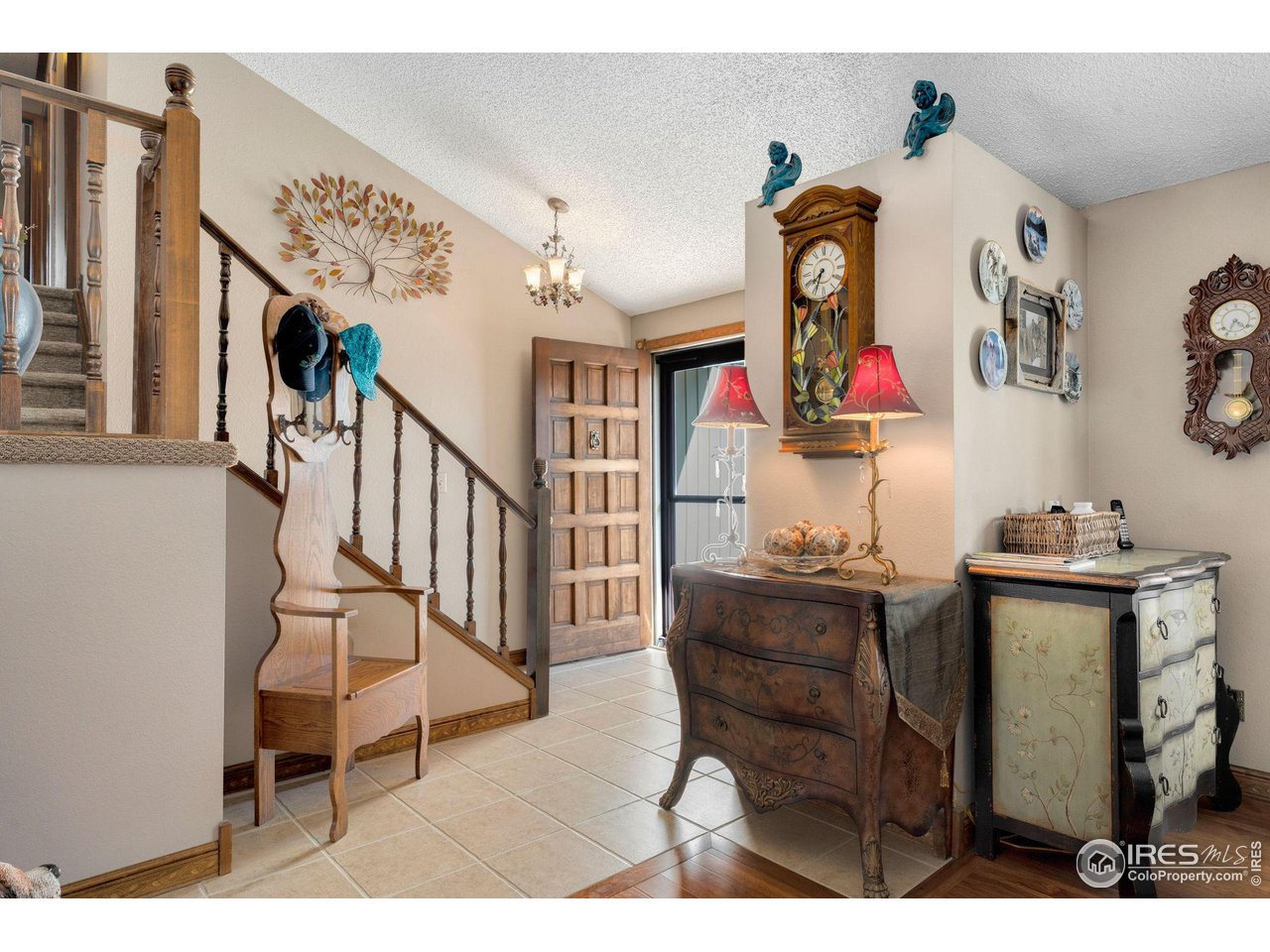 421 Mahonia Pl