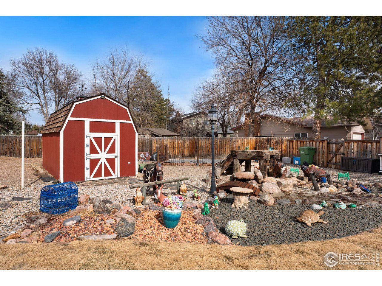 421 Mahonia Pl