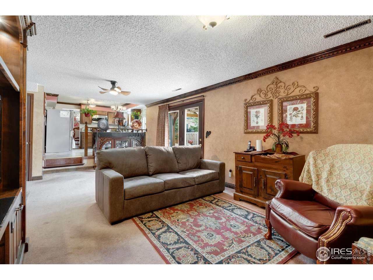 421 Mahonia Pl
